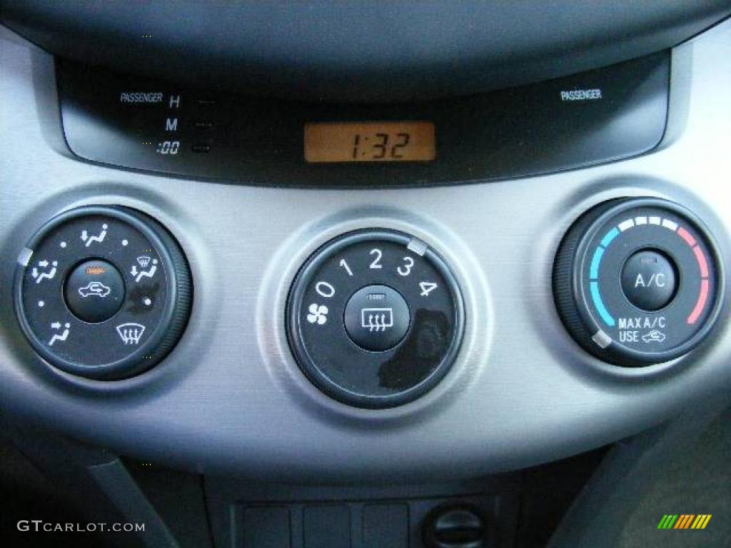 2008 RAV4 4WD - Black / Ash photo #21