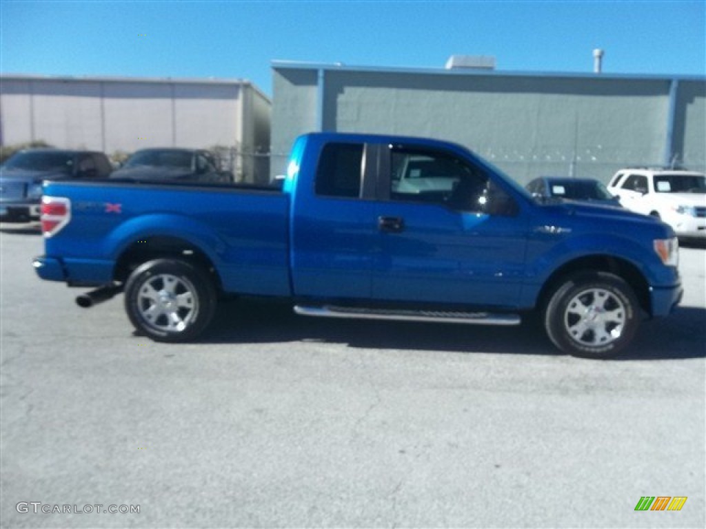 2010 F150 STX SuperCab - Blue Flame Metallic / Medium Stone photo #2