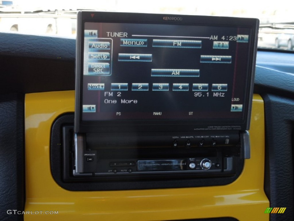 2004 Ram 1500 SLT Rumble Bee Regular Cab - Solar Yellow / Dark Slate Gray photo #14