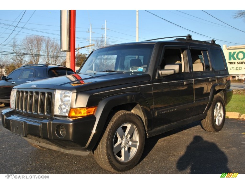 2006 Commander 4x4 - Dark Khaki Pearl / Khaki photo #1