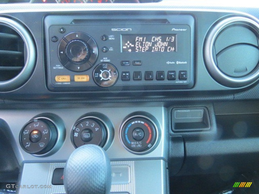 2012 xB  - Elusive Blue Metallic / Dark Gray photo #16
