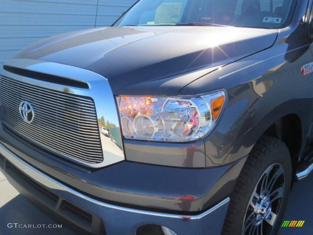 2013 Tundra TSS CrewMax - Magnetic Gray Metallic / Graphite photo #9