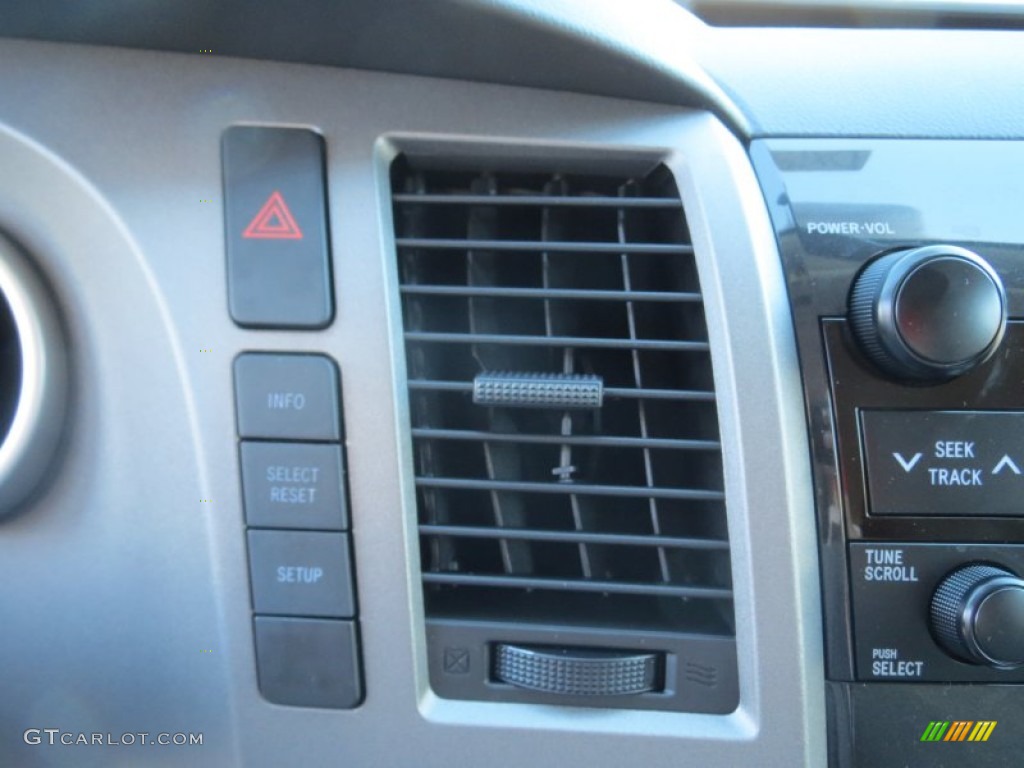 2013 Tundra TSS CrewMax - Magnetic Gray Metallic / Graphite photo #30
