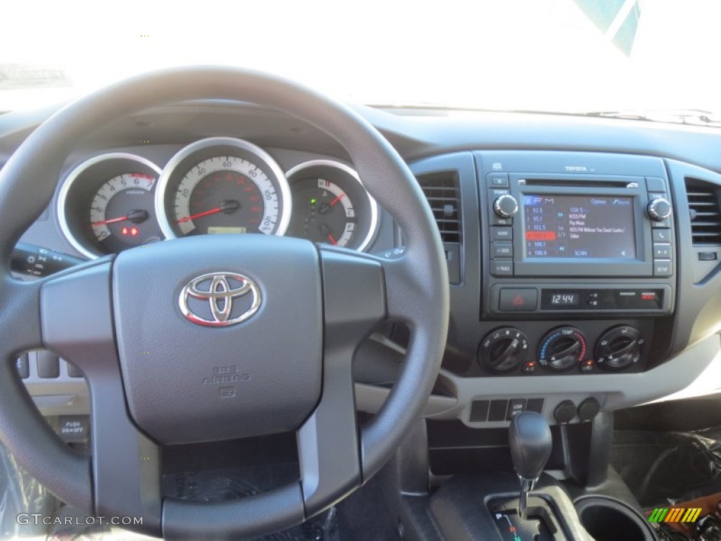 2013 Tacoma Regular Cab - Super White / Graphite photo #18