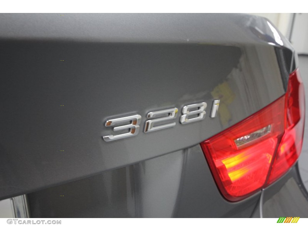 2011 BMW 3 Series 328i Sedan Marks and Logos Photo #74970199