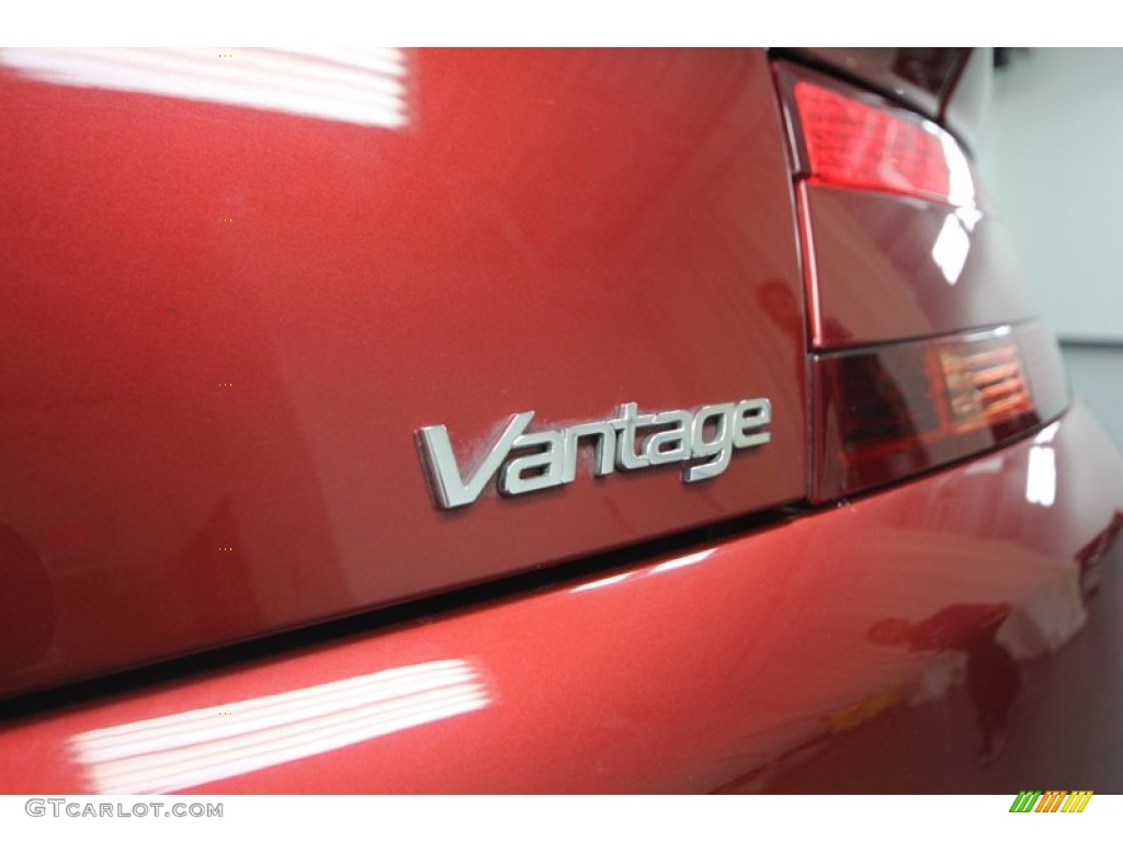 2007 Aston Martin V8 Vantage Coupe Marks and Logos Photo #74970655