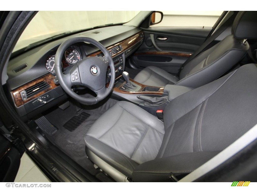 2010 3 Series 328i Sedan - Jet Black / Black photo #13