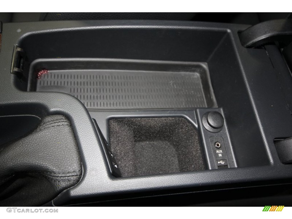 2010 3 Series 328i Sedan - Jet Black / Black photo #22