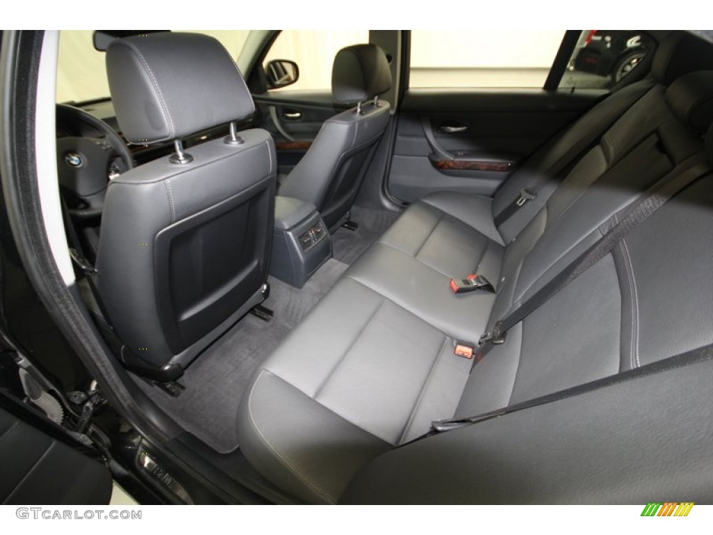 2010 3 Series 328i Sedan - Jet Black / Black photo #26