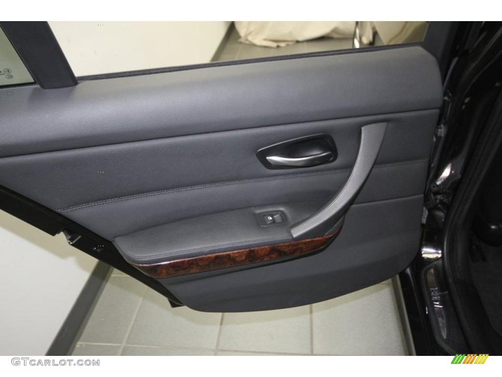 2010 3 Series 328i Sedan - Jet Black / Black photo #27