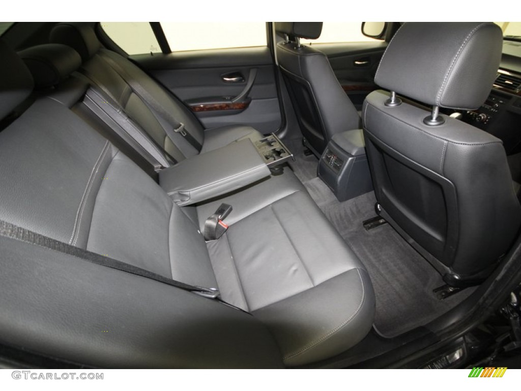 2010 3 Series 328i Sedan - Jet Black / Black photo #32