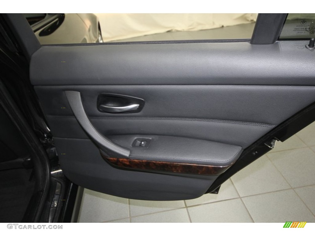 2010 3 Series 328i Sedan - Jet Black / Black photo #33