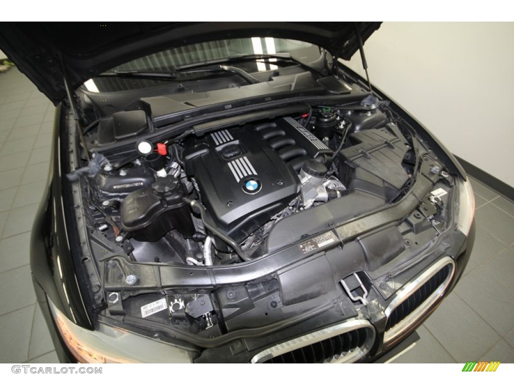 2010 3 Series 328i Sedan - Jet Black / Black photo #39