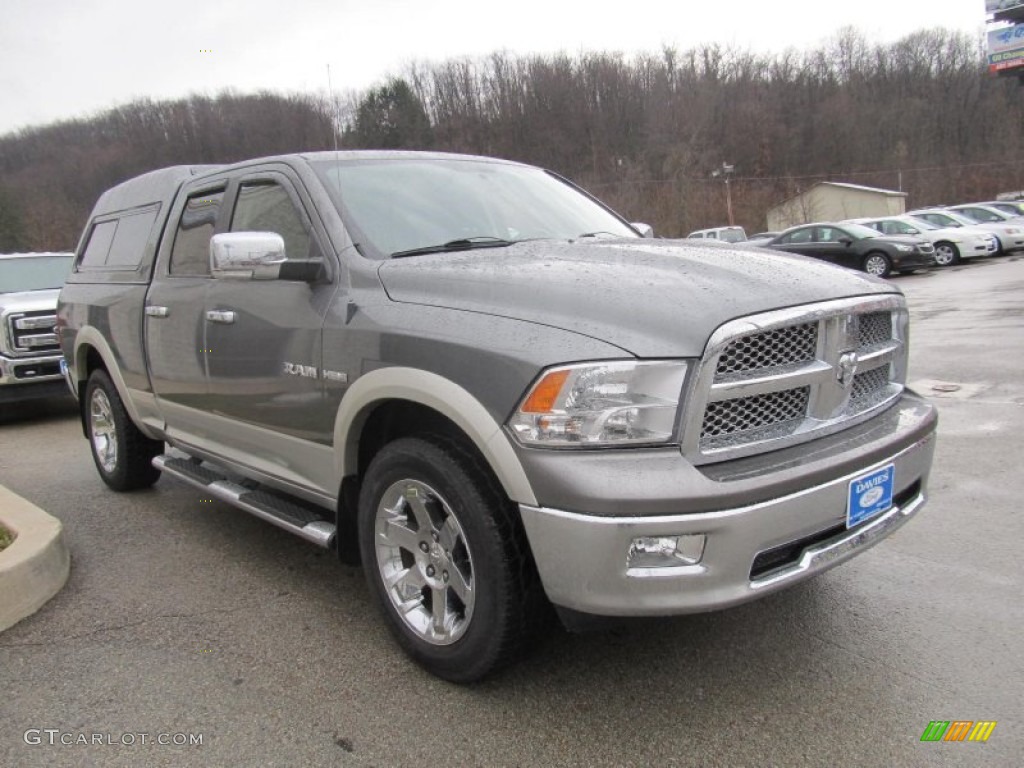 2009 Ram 1500 Laramie Quad Cab 4x4 - Mineral Gray Metallic / Dark Slate/Medium Graystone photo #5