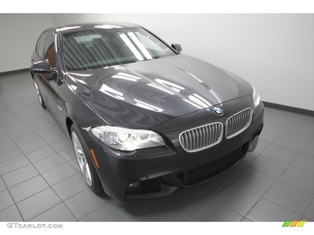 2013 5 Series 550i Sedan - Dark Graphite Metallic II / Black photo #5