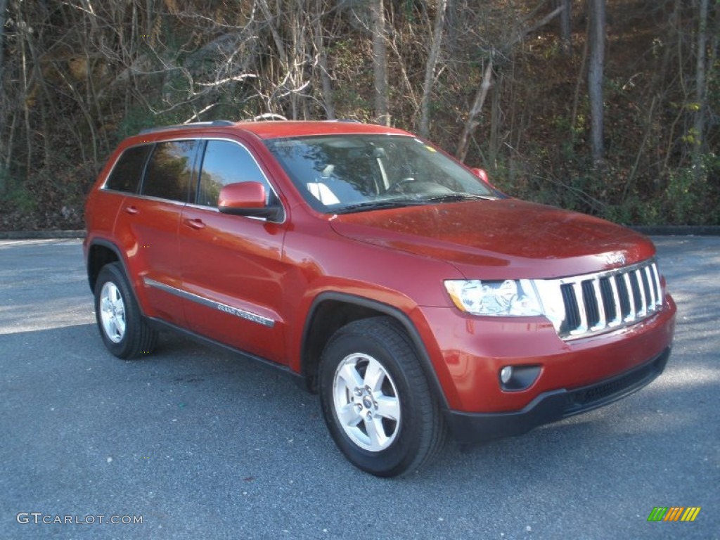 2011 Grand Cherokee Laredo 4x4 - Inferno Red Crystal Pearl / Black photo #1