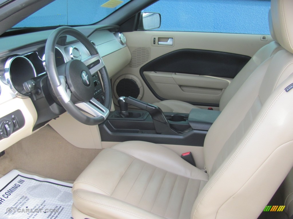 2005 Mustang GT Premium Convertible - Black / Medium Parchment photo #14