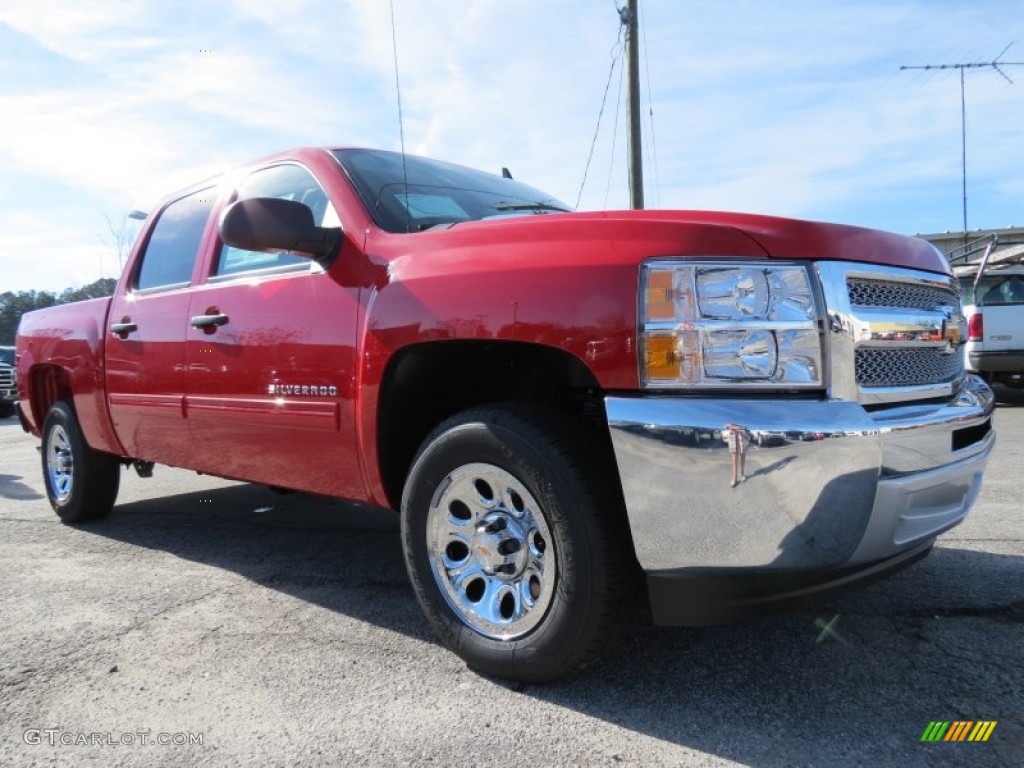 2013 Silverado 1500 LS Crew Cab - Victory Red / Dark Titanium photo #1