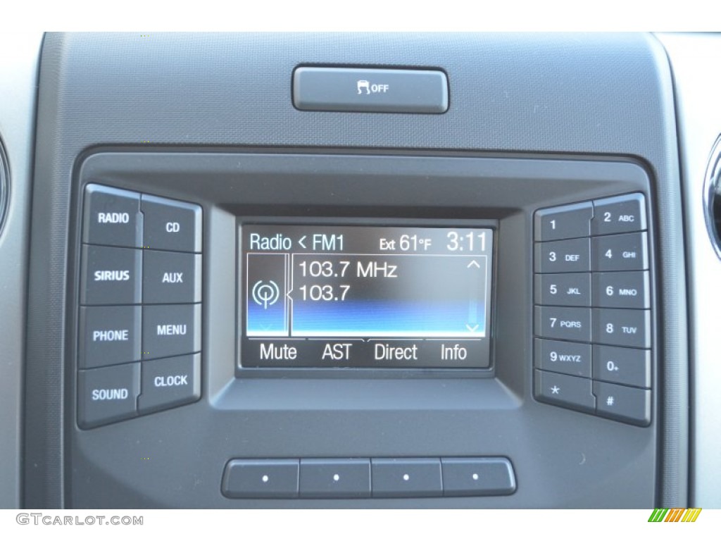 2013 Ford F150 XLT Regular Cab 4x4 Controls Photo #74977591