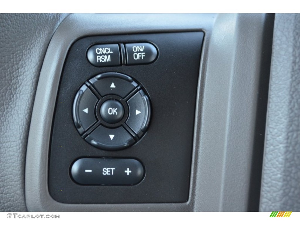 2013 Ford F250 Super Duty Lariat Crew Cab 4x4 Controls Photo #74978205
