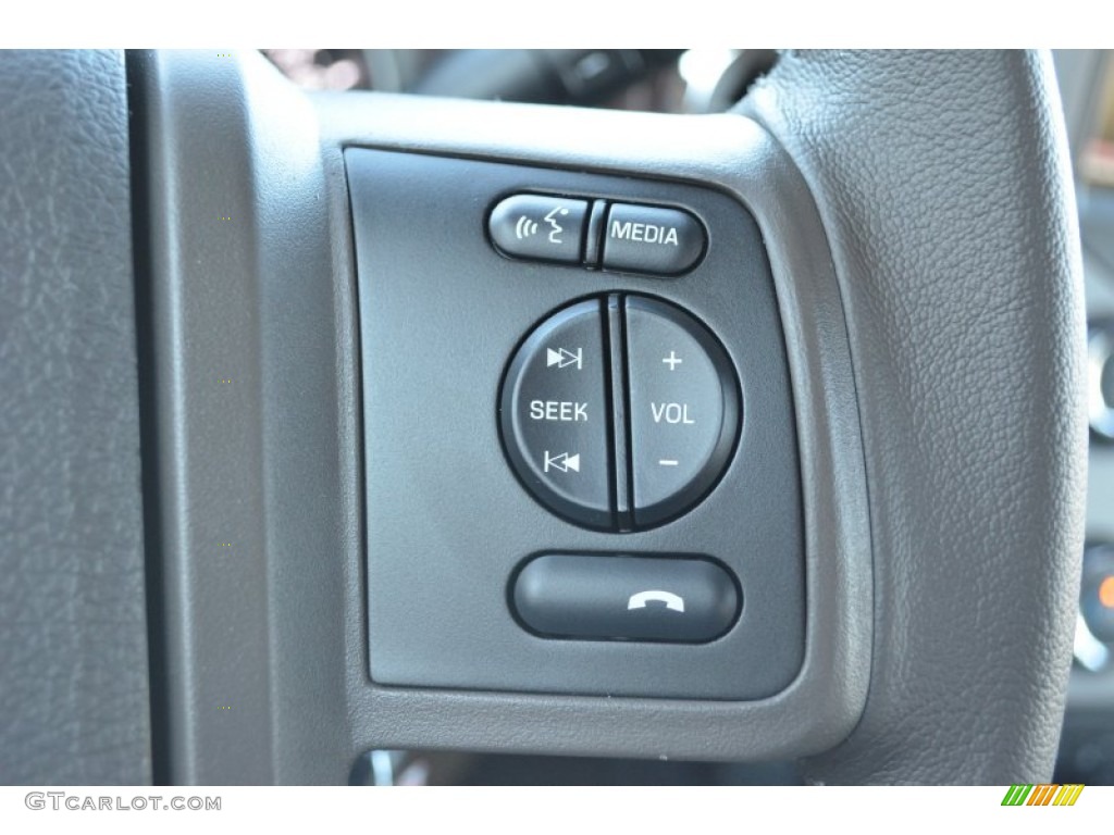 2013 Ford F250 Super Duty Lariat Crew Cab 4x4 Controls Photo #74978252