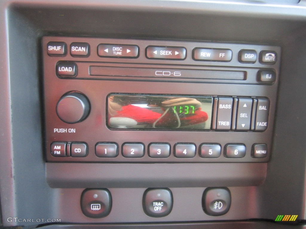 2003 Ford Mustang Cobra Coupe Audio System Photo #74979502