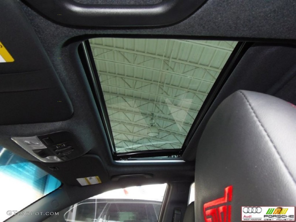 2013 Impreza WRX STi Limited 4 Door - Ice Silver Metallic / STi Carbon Black Leather photo #32
