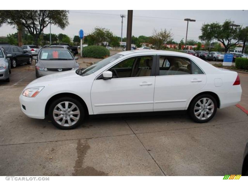 2007 Accord SE V6 Sedan - Taffeta White / Ivory photo #4