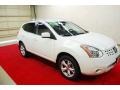 2009 Phantom White Nissan Rogue SL  photo #1