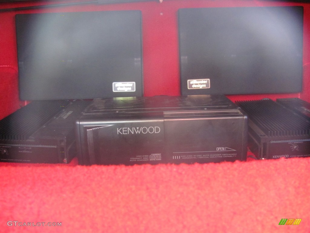 1988 Chevrolet Corvette Convertible Audio System Photo #74981106