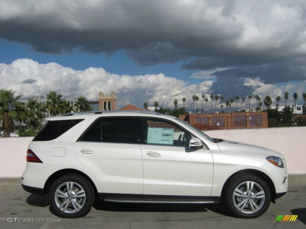 2013 ML 350 4Matic - Diamond White Metallic / Almond Beige photo #3