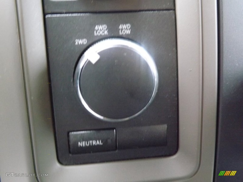 2012 Ram 2500 HD ST Crew Cab 4x4 - Bright Silver Metallic / Dark Slate/Medium Graystone photo #11