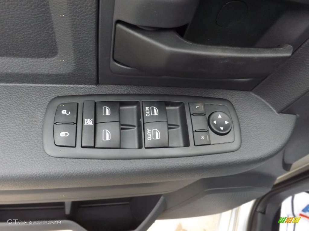 2012 Ram 2500 HD ST Crew Cab 4x4 - Bright Silver Metallic / Dark Slate/Medium Graystone photo #15