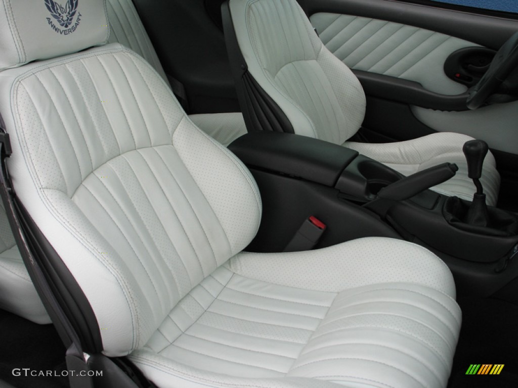 1999 Firebird 30th Anniversary Trans Am Coupe - Arctic White / White photo #21