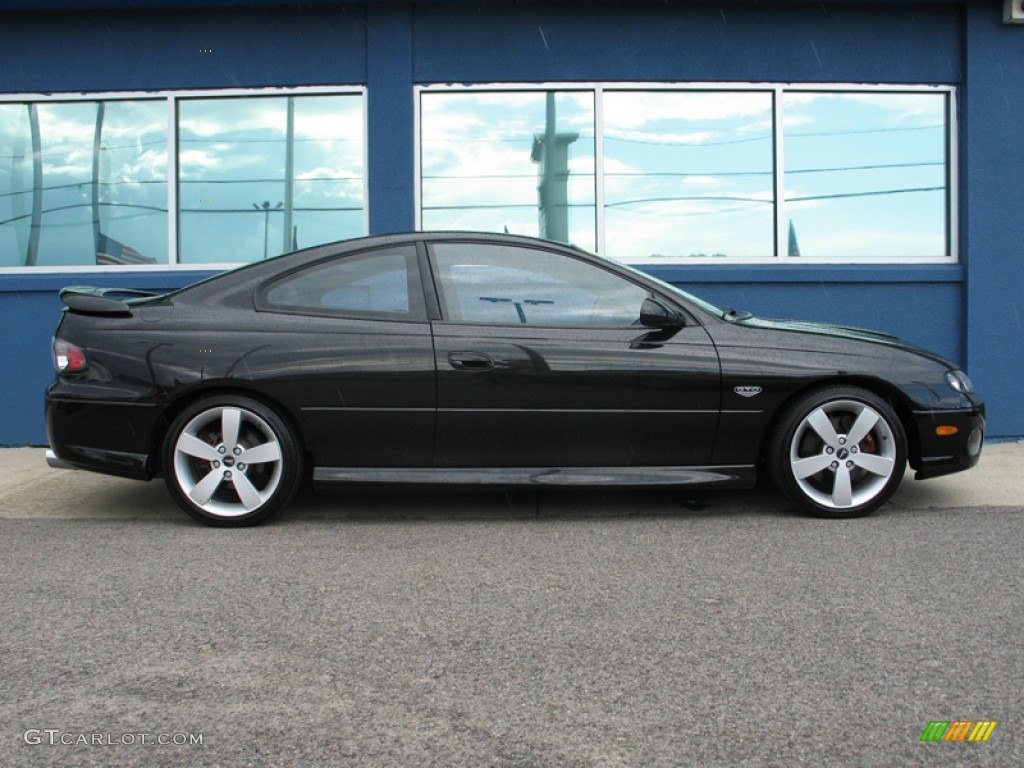 2006 GTO Coupe - Phantom Black Metallic / Black photo #7
