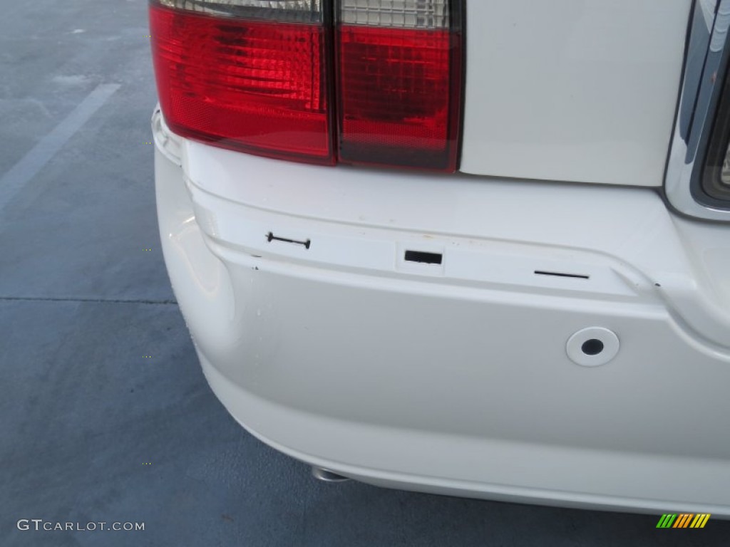 2005 LS V6 Luxury - Ceramic White Pearlescent / Camel photo #17