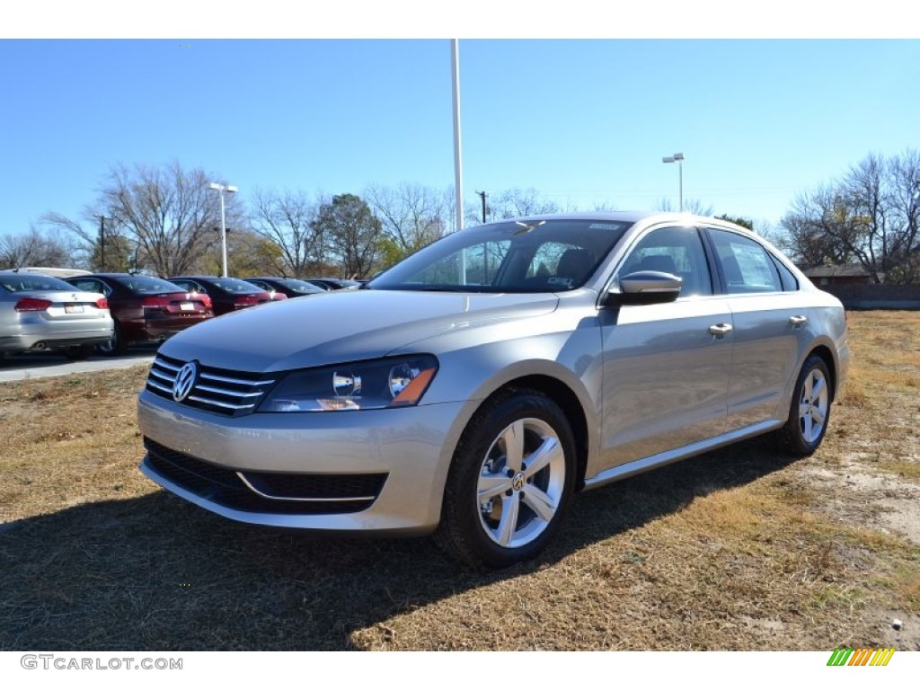 2013 Passat 2.5L SE - Tungsten Silver Metallic / Titan Black photo #1