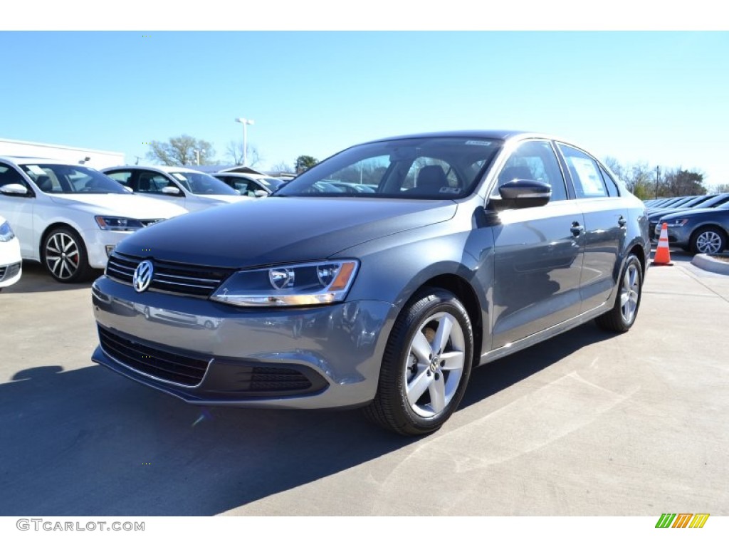 2013 Jetta TDI Sedan - Platinum Gray Metallic / Titan Black photo #1