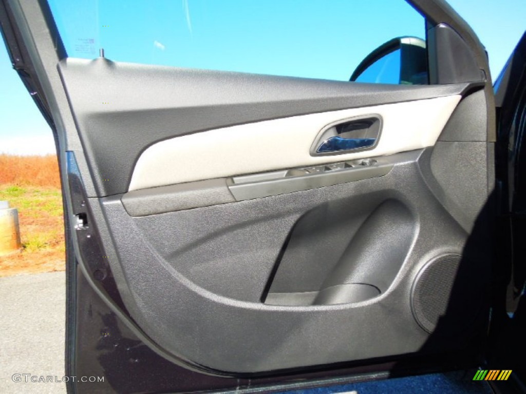 2013 Chevrolet Cruze LS Jet Black/Medium Titanium Door Panel Photo #74993776