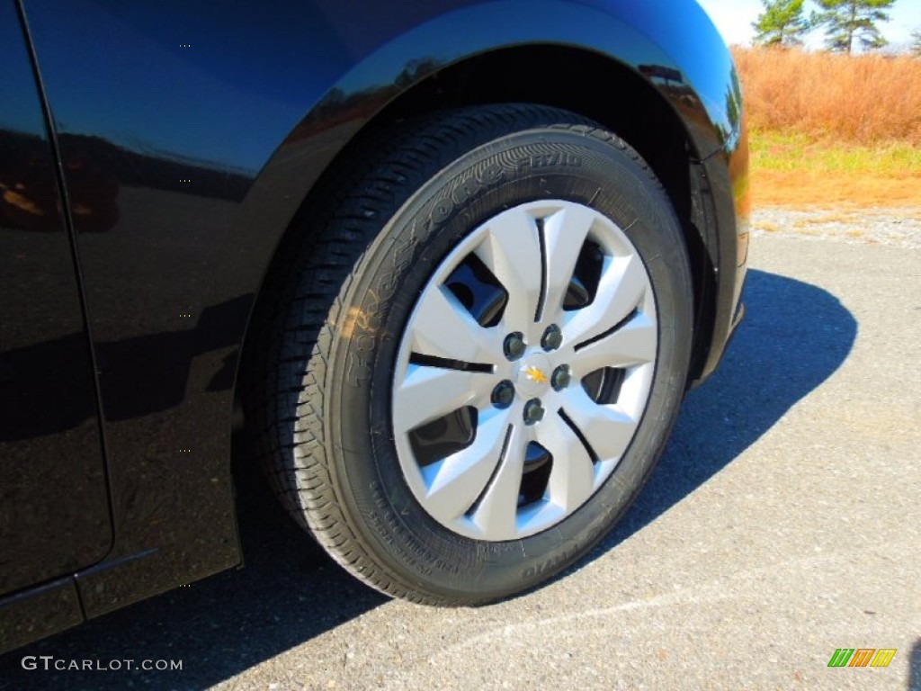 2013 Chevrolet Cruze LS Wheel Photo #74994058