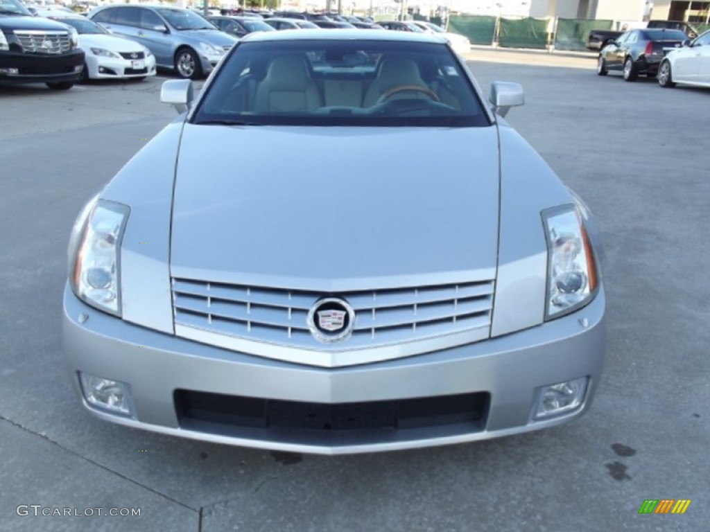 Light Platinum 2006 Cadillac XLR Roadster Exterior Photo #74994482