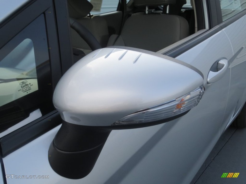 2013 Fiesta SE Hatchback - Ingot Silver / Charcoal Black/Light Stone photo #11