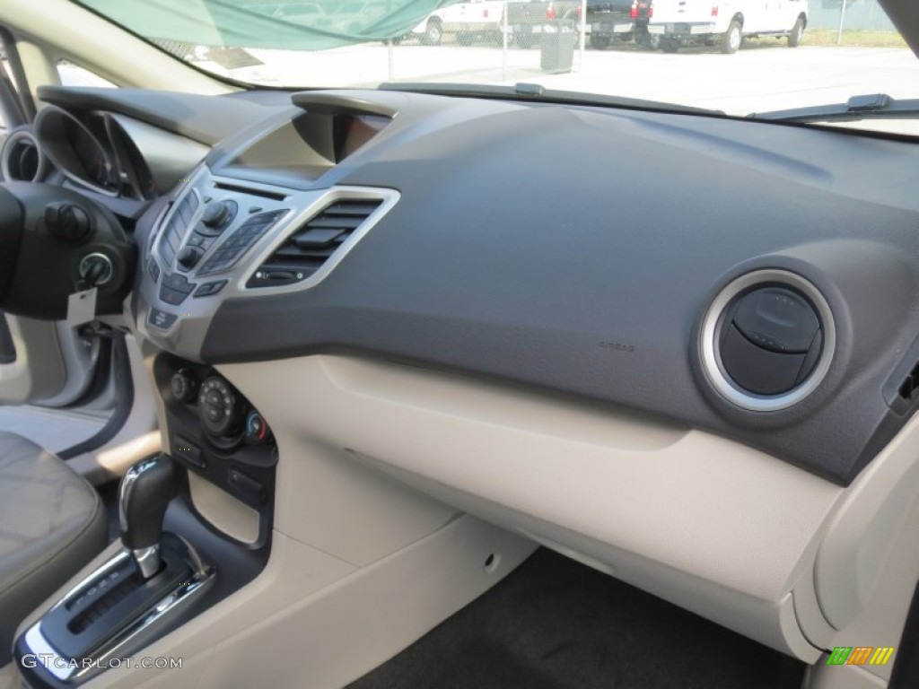 2013 Fiesta SE Hatchback - Ingot Silver / Charcoal Black/Light Stone photo #17