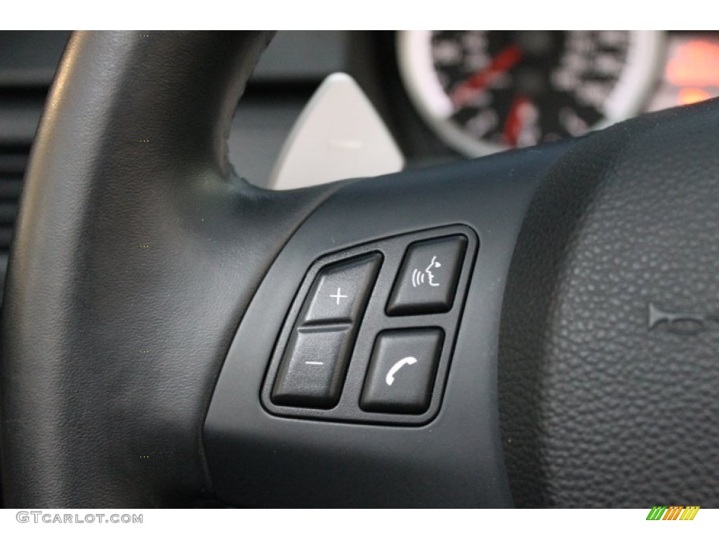2011 BMW M3 Convertible Controls Photo #74999893