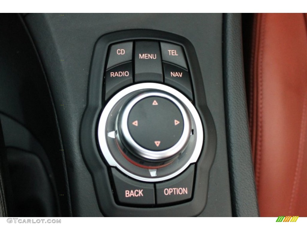 2011 BMW M3 Convertible Controls Photo #75000035