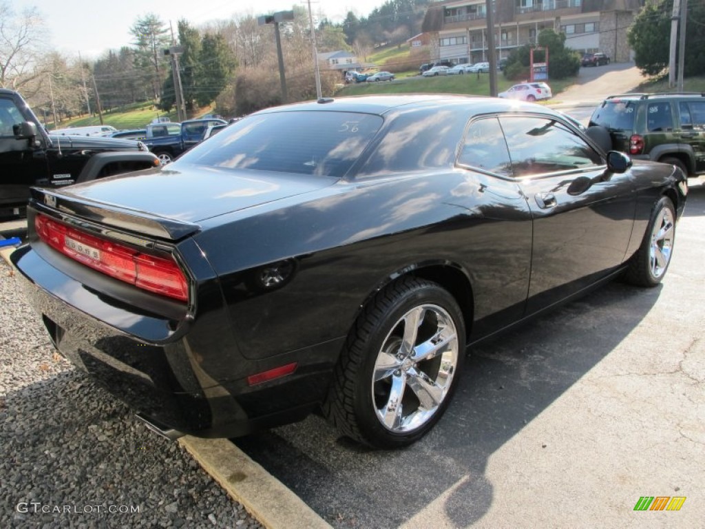 Brilliant Black Crystal Pearl Coat 2009 Dodge Challenger R/T Exterior Photo #75000373