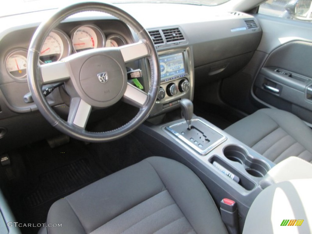 Dark Slate Gray Interior 2009 Dodge Challenger R/T Photo #75000455