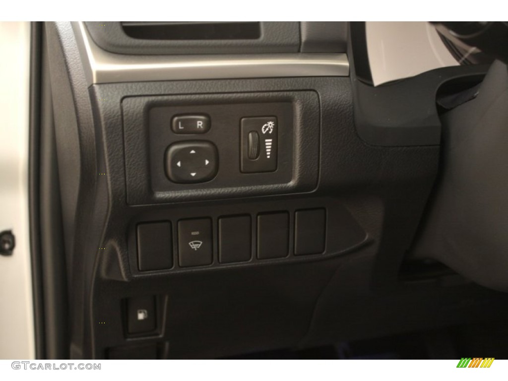 2012 Lexus CT 200h Hybrid Premium Controls Photo #75002599