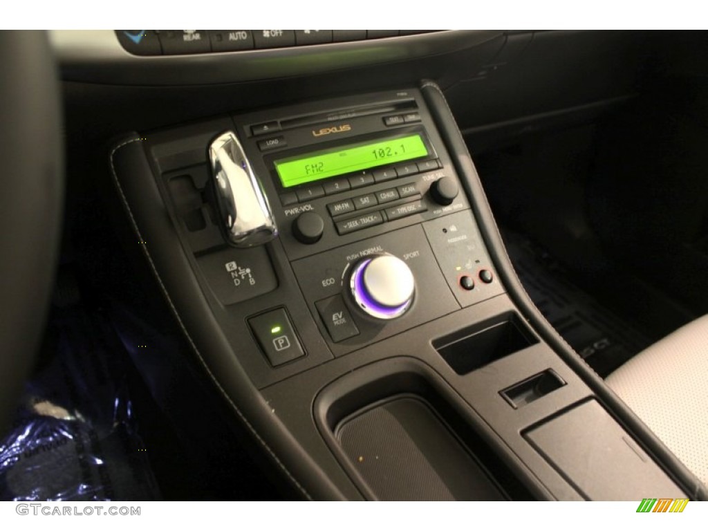 2012 Lexus CT 200h Hybrid Premium Controls Photo #75002703
