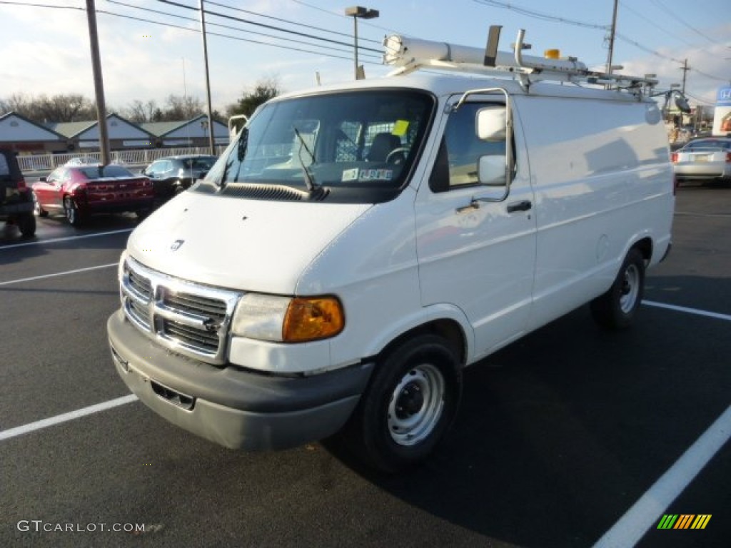 2000 Ram Van 1500 Commercial - Bright White / Mist Gray photo #2